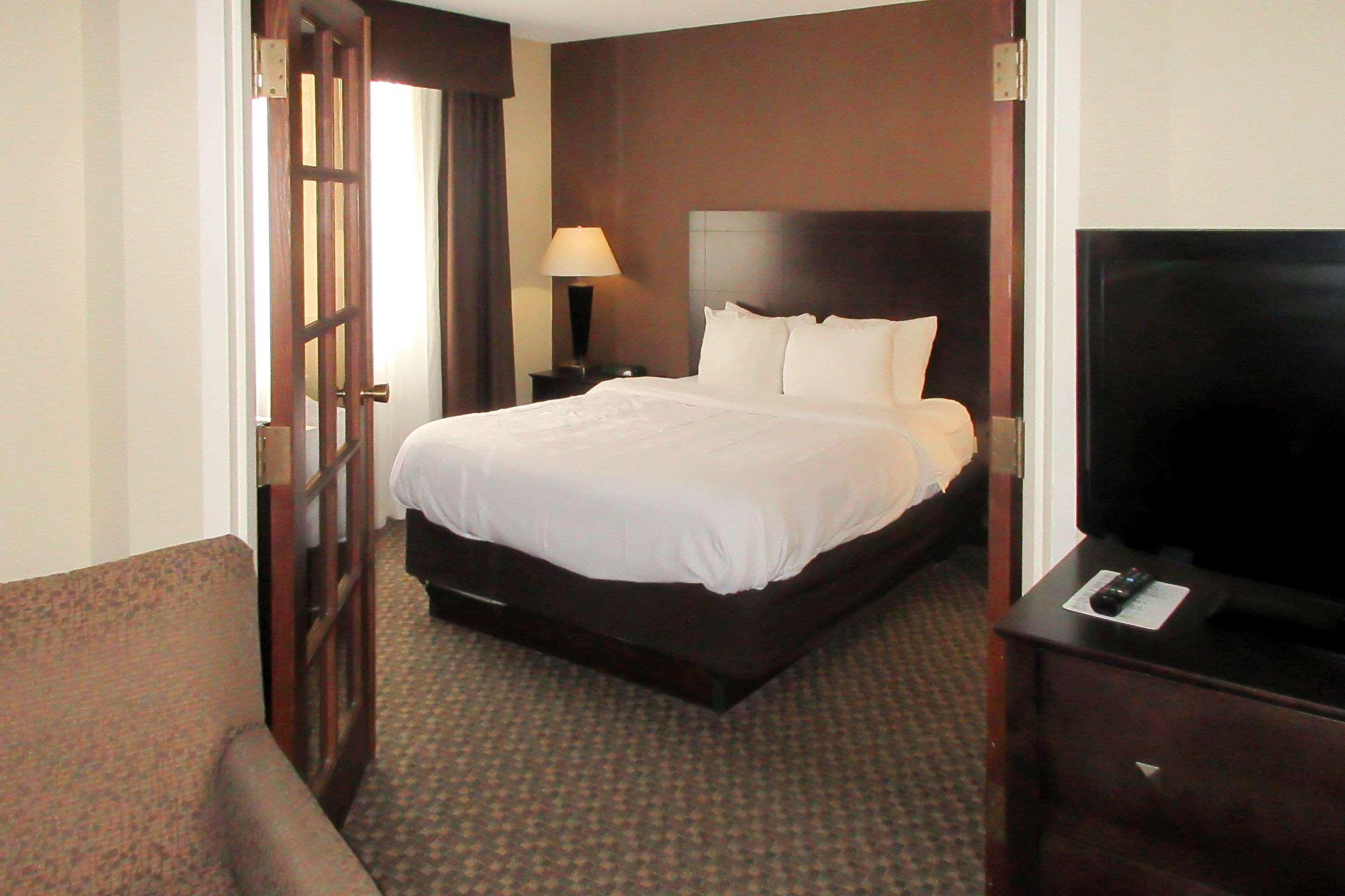 เมนสเตย์ สวีท Hotel Verona ภายนอก รูปภาพ